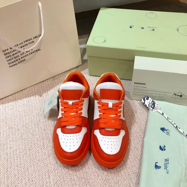 Off-White Sneakers Lifestyle Orange Low-Top Toebox Perforé 7