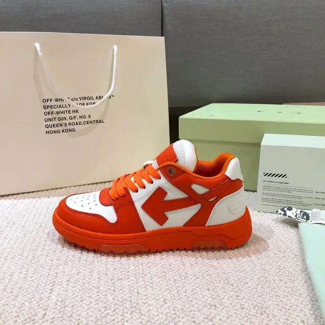 Off-White Sneakers Lifestyle Orange Low-Top Toebox Perforé 8