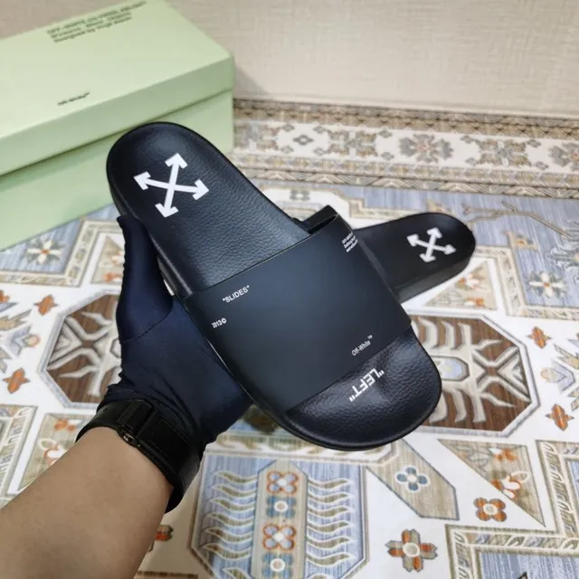 Off-White Slide কালো লোগো-প্রিন্টেড একটি স্ট্র্যাপের চপ্পল 2