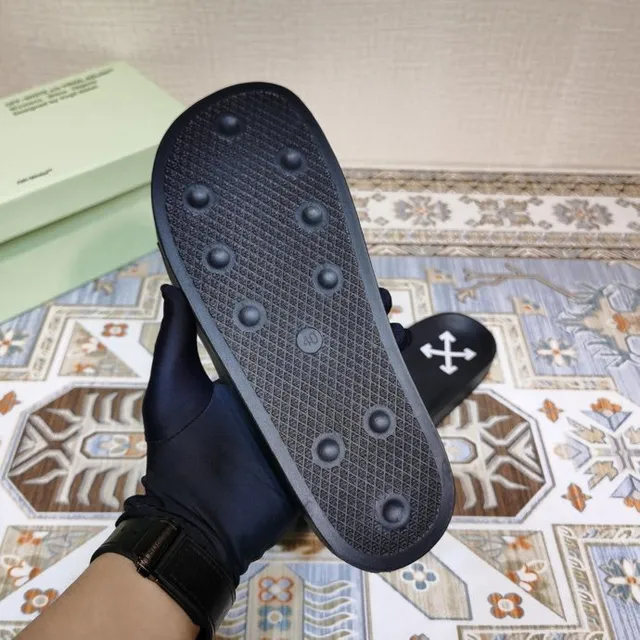 Off-White Slide কালো লোগো-প্রিন্টেড একটি স্ট্র্যাপের চপ্পল 3