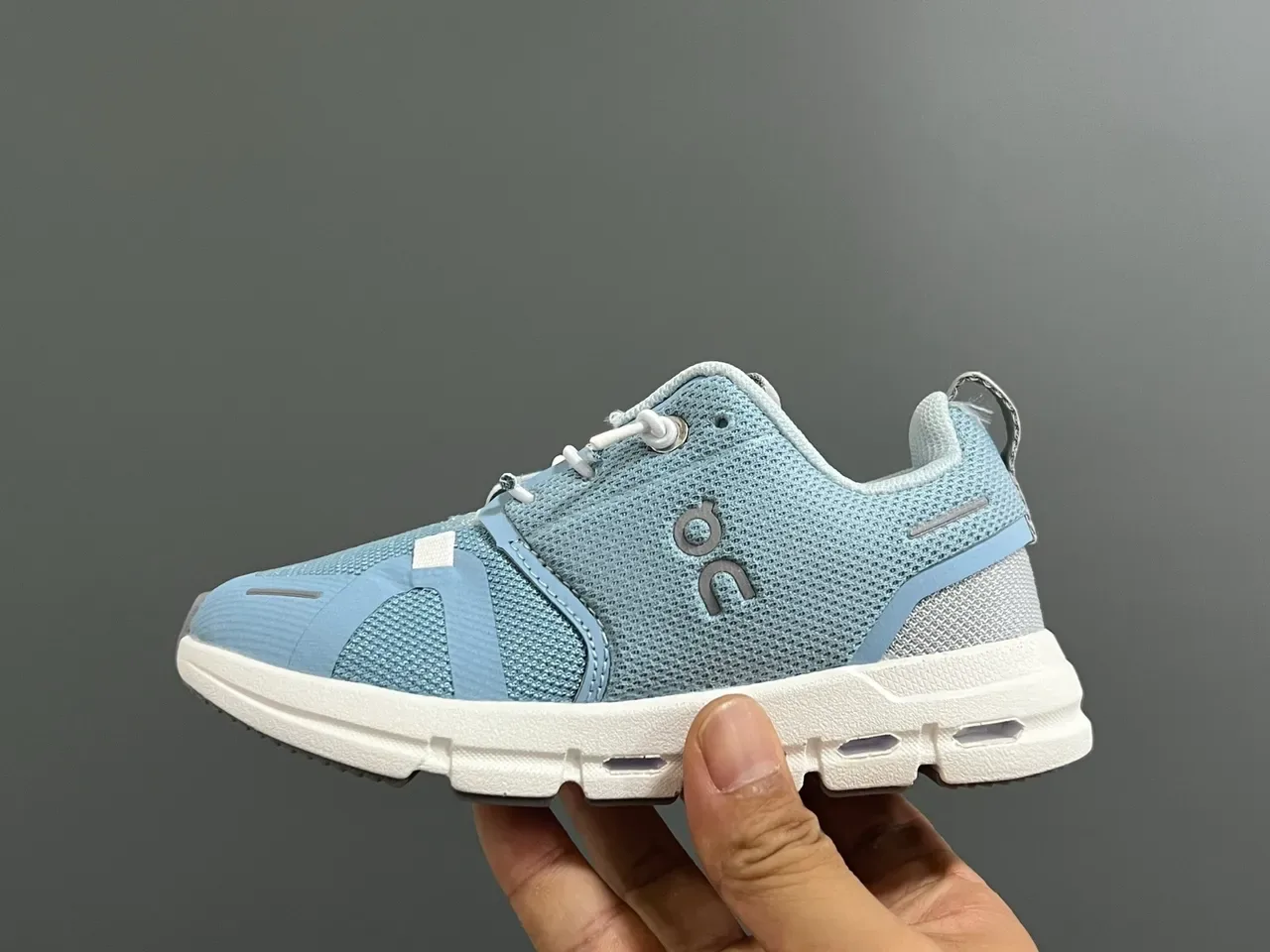 On Blue White Low-Top Mesh Upper Lifestyle Sneakers 14
