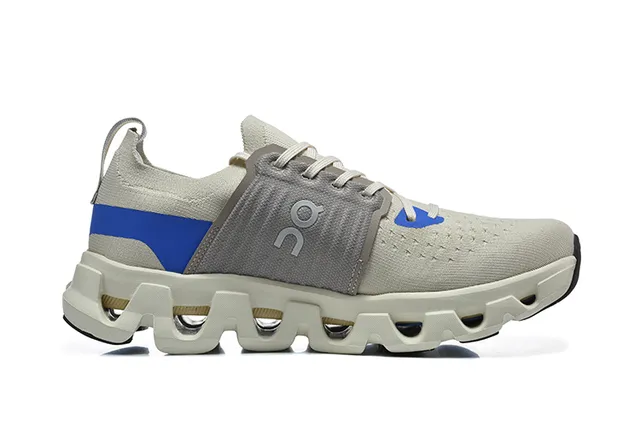 On Cloudmonster Beige Blue Gray tênis de corrida 4