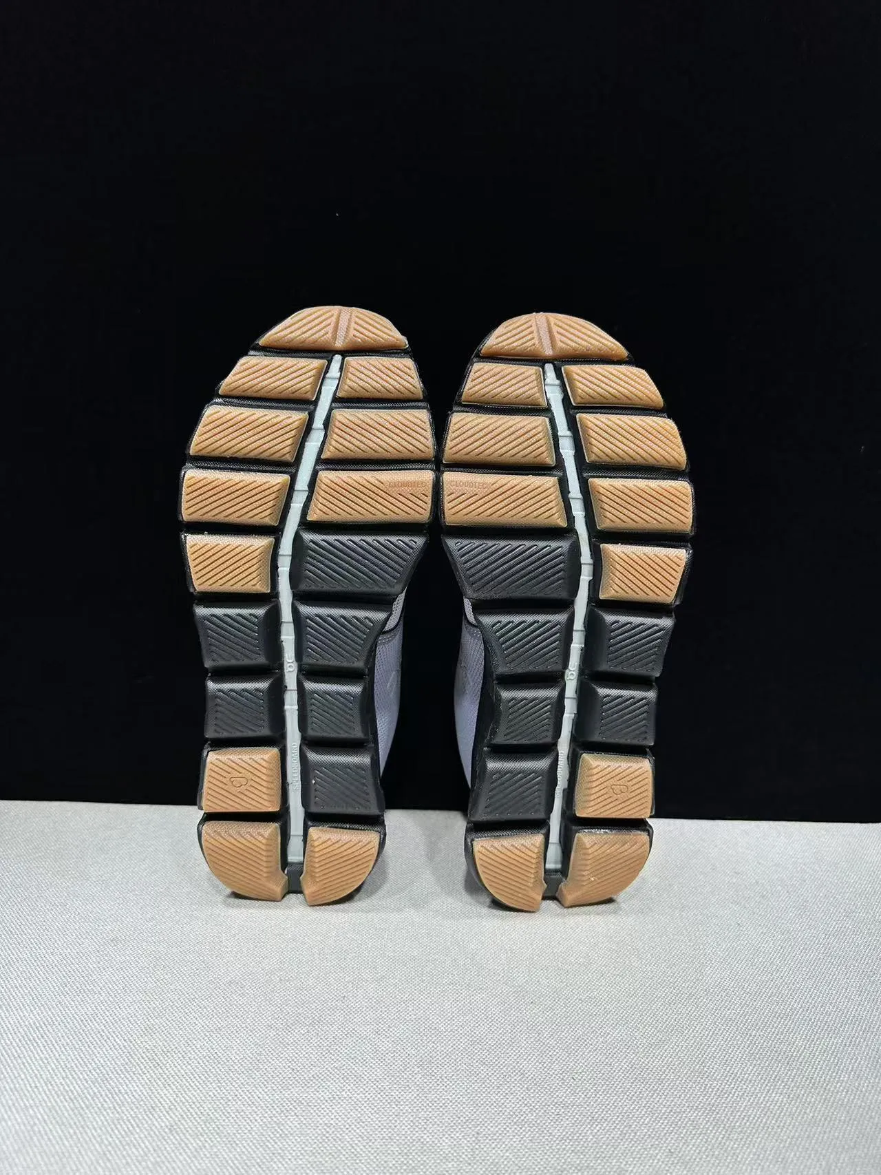 On Gray Black Engineered Knit Upper Segmented Rubber Sole Lifestyle Sneakers 2