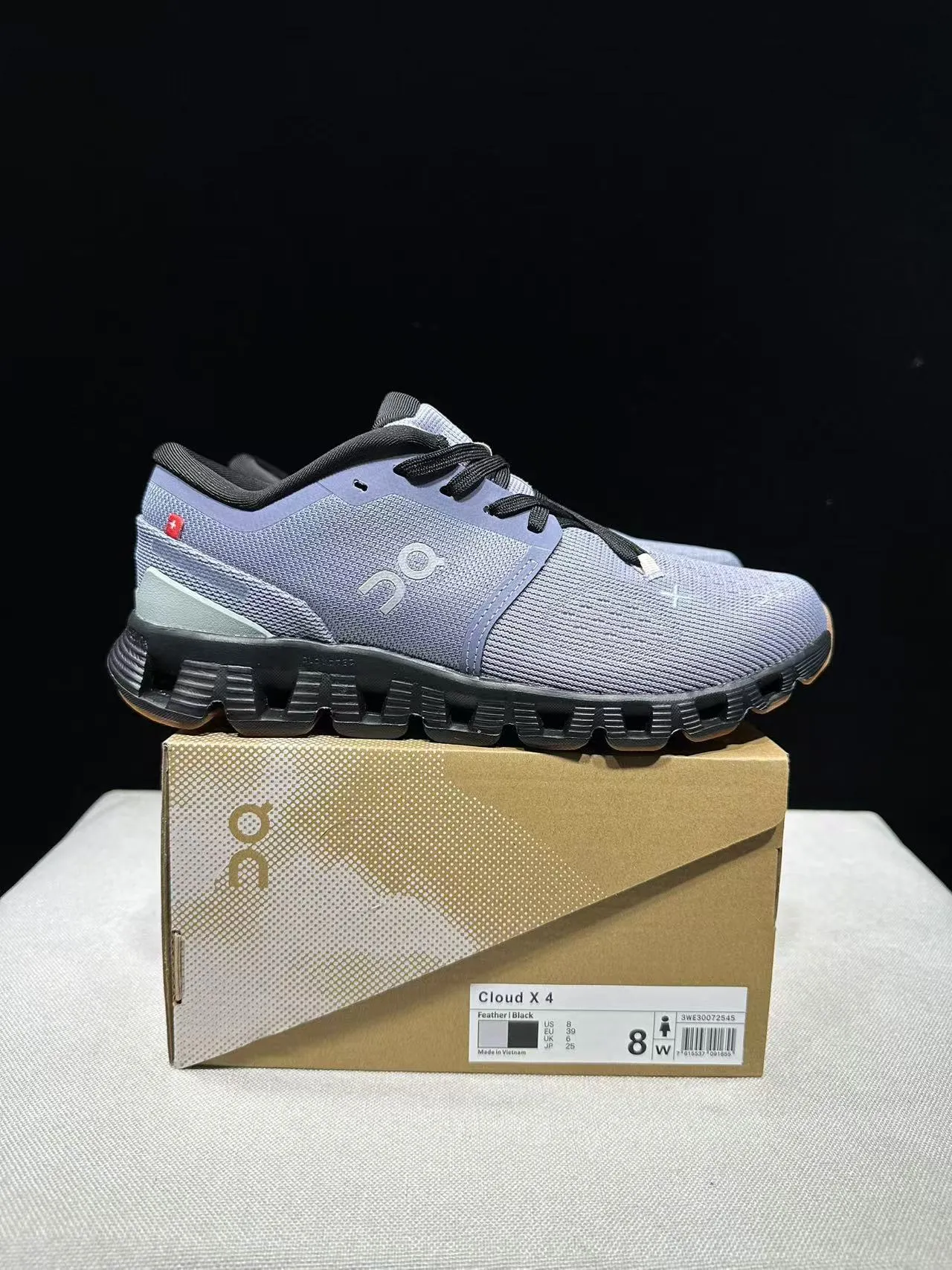 On Gray Black Engineered Knit Upper Segmented Rubber Sole Lifestyle Sneakers 9