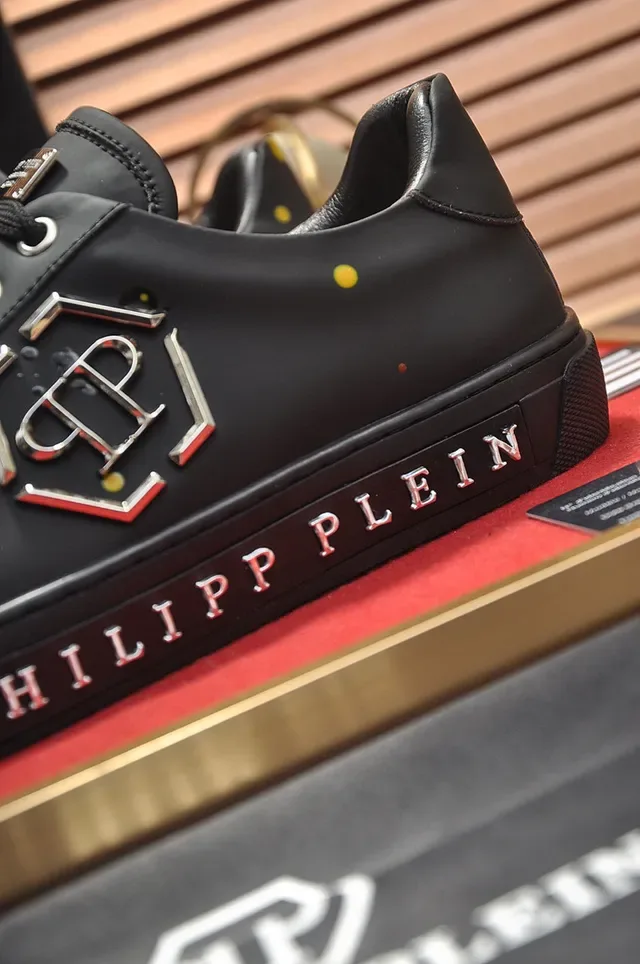 Philipp Plein Noir et Or Cuir Synthétique Logo Hexagonal Métallique Lifestyle Sneakers 2