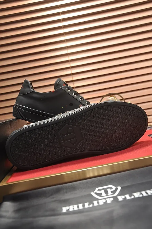Philipp Plein Noir et Or Cuir Synthétique Logo Hexagonal Métallique Lifestyle Sneakers 4