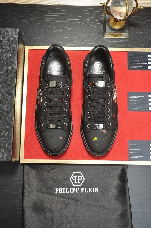 Philipp Plein Noir et Or Cuir Synthétique Logo Hexagonal Métallique Lifestyle Sneakers 9