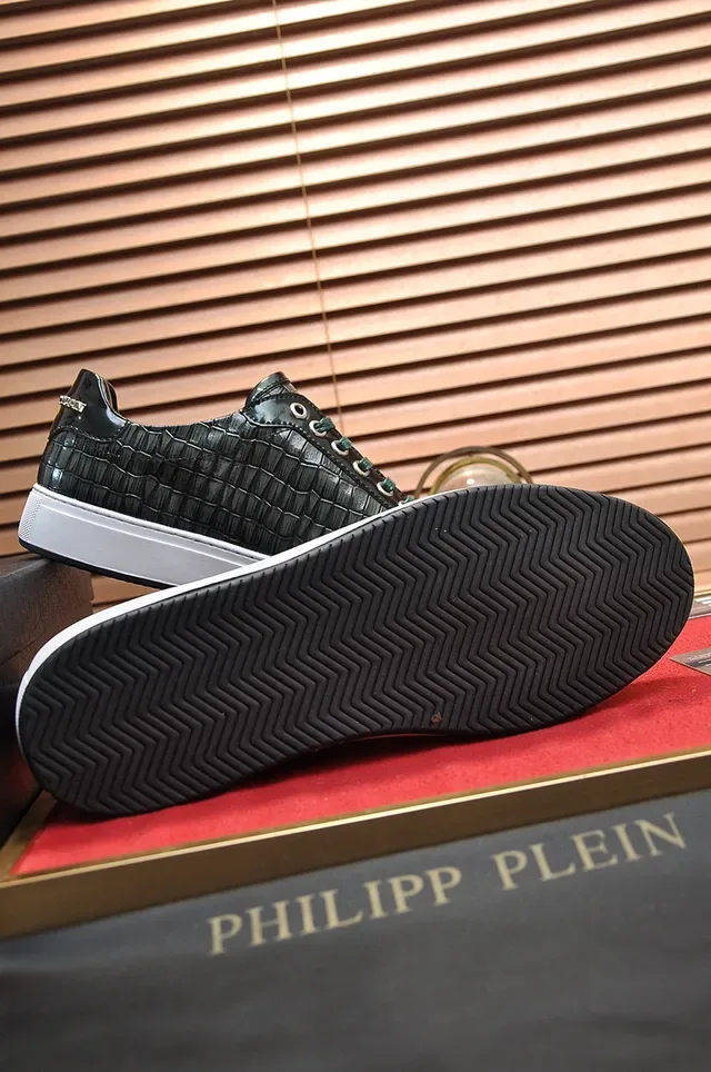 Philipp Plein Preto Branco Couro com Embossado de Crocodilo Placa Monograma Metálico Sneakers Lifestyle 4