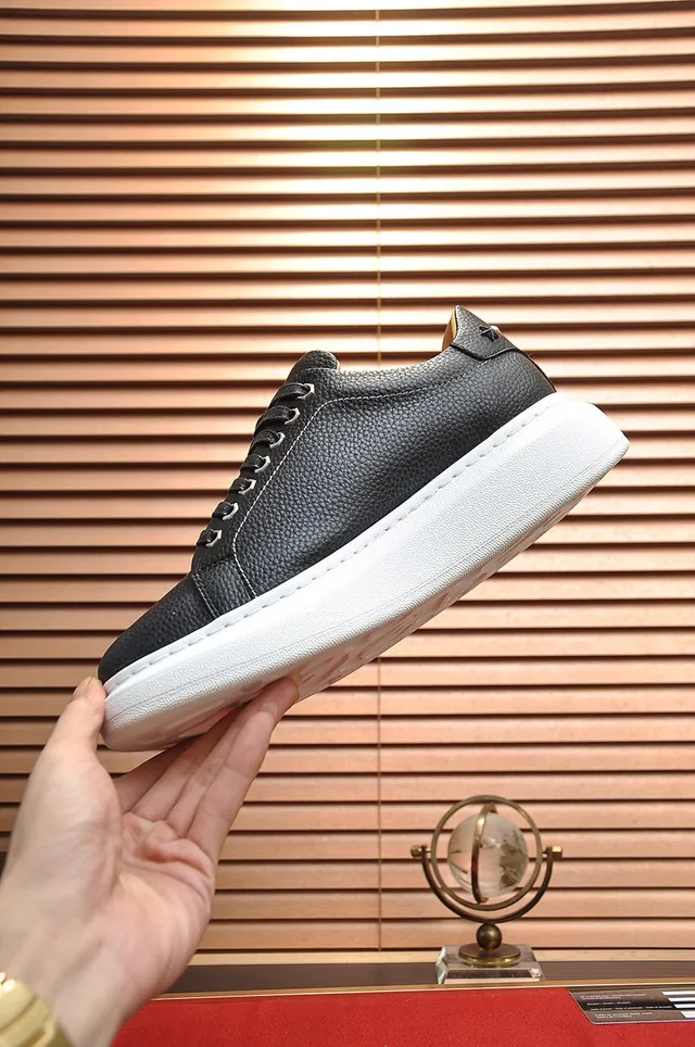 Philipp Plein Noir Blanc Cuir Pebbled Hexagonal Logo Métal Chaussures Lifestyle 4