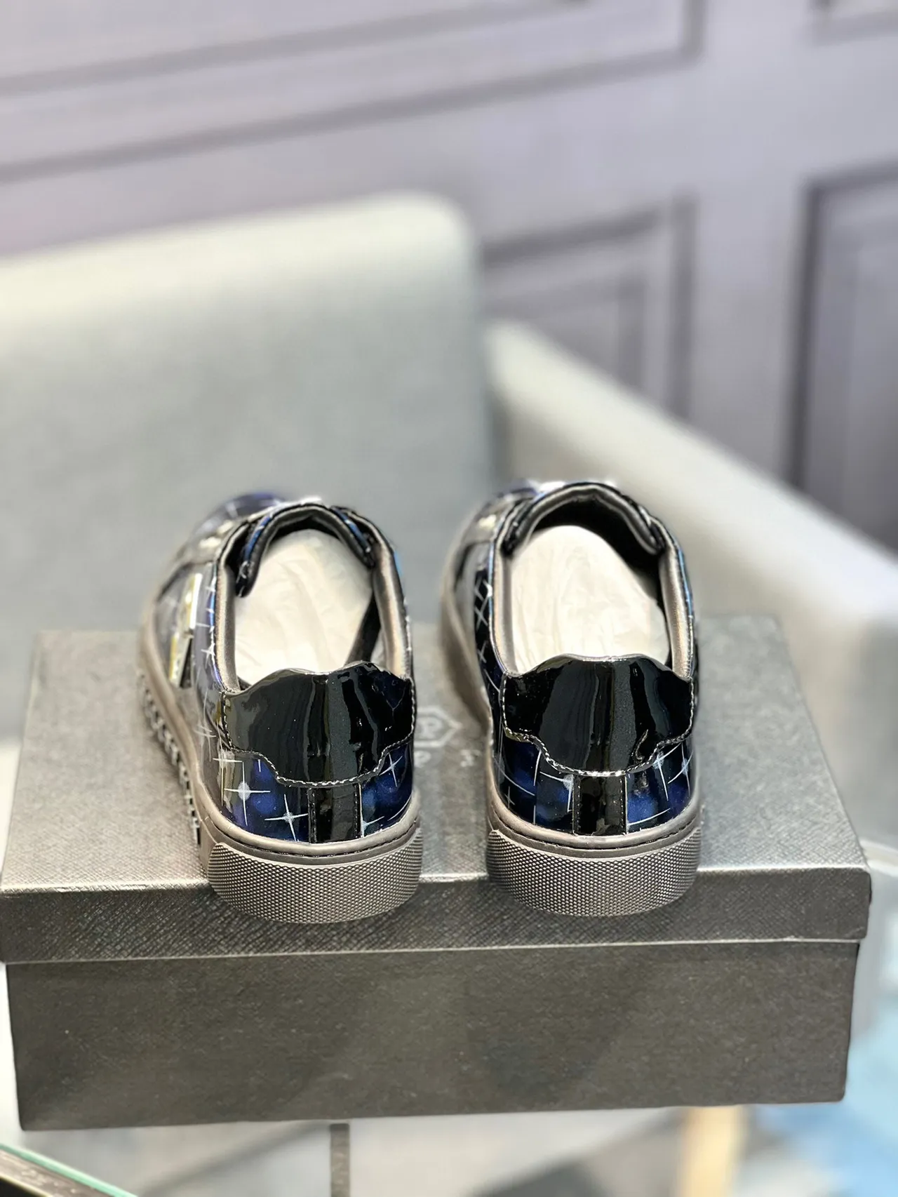 Philipp Plein Galaxy Print sneakers low top lifestyle 7