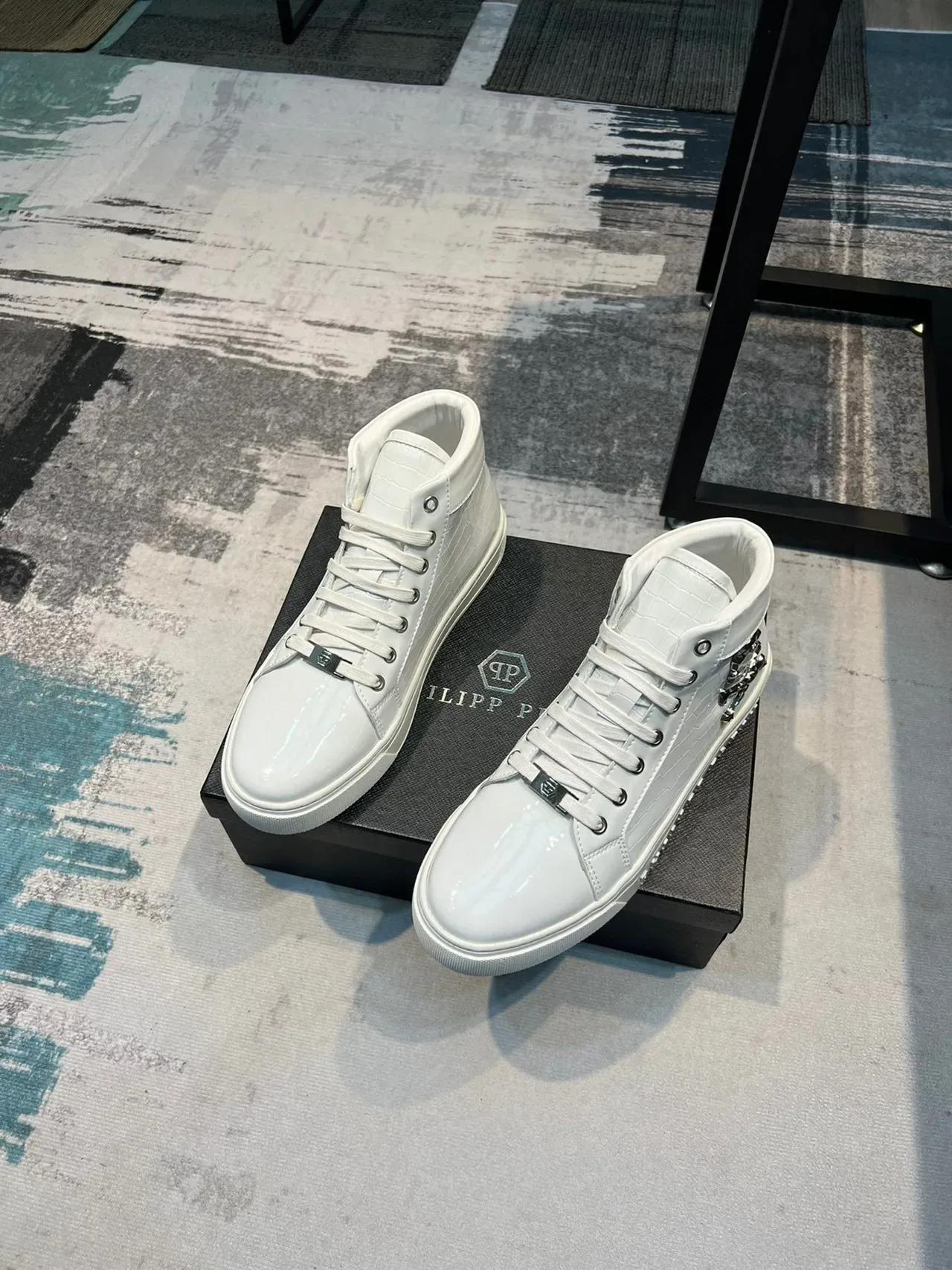 Philipp Plein High-Top Lifestyle Sneaker White Silver Glossy Patent Toe Lifestyle Sneakers 4
