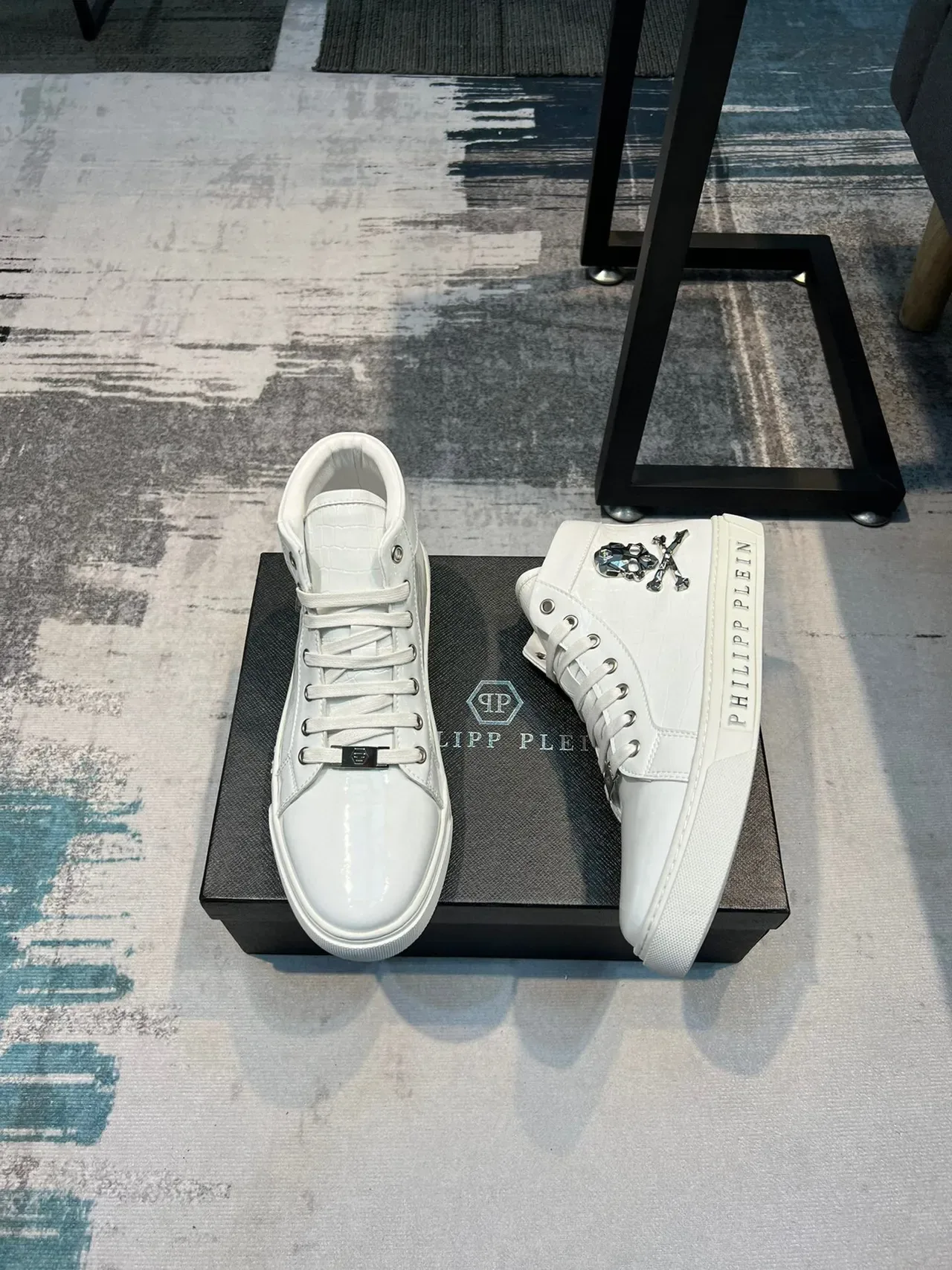 Philipp Plein High-Top Lifestyle Sneaker White Silver Glossy Patent Toe Lifestyle Sneakers 5