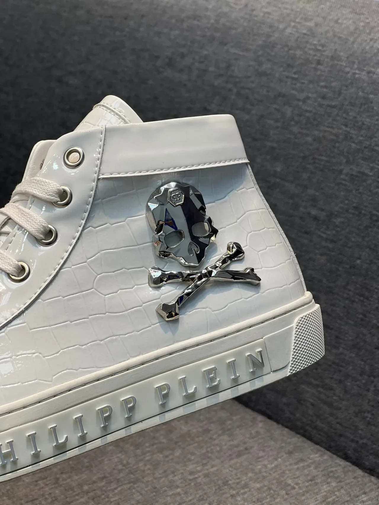 Philipp Plein High-Top Lifestyle Sneaker White Silver Glossy Patent Toe Lifestyle Sneakers 8