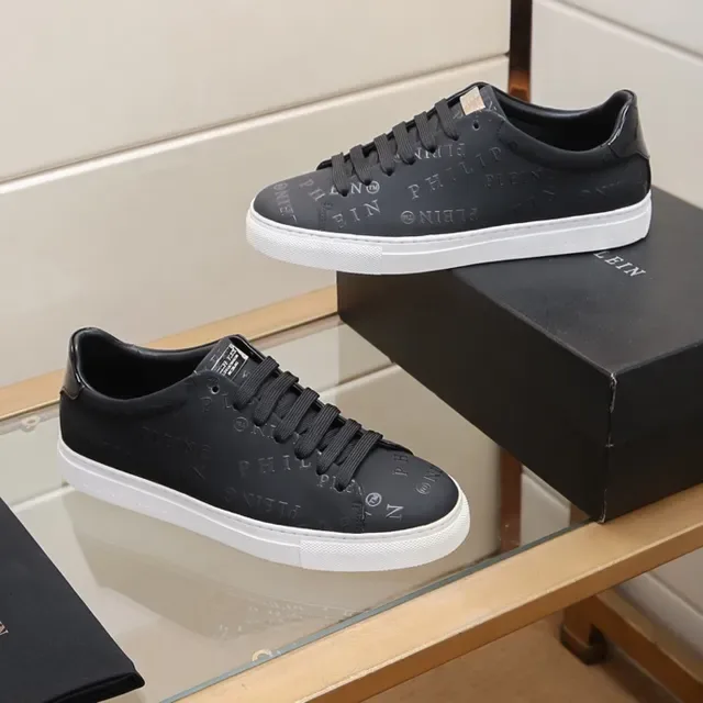Philipp Plein Monogram-Embossé Lifestyle Sneaker Noir Blanc Haut Similicuir Lisse Finition Lifestyle Sneakers 6