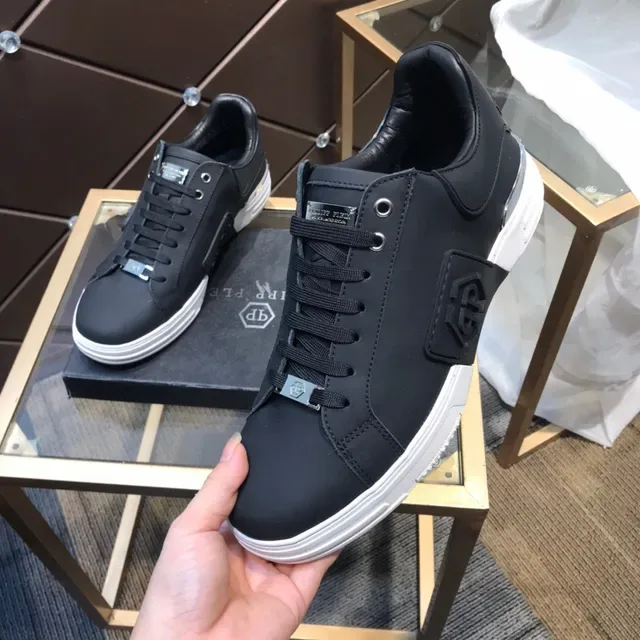 Philipp Plein PP Logo أحذية رياضية أسود وأبيض لايف ستايل 3
