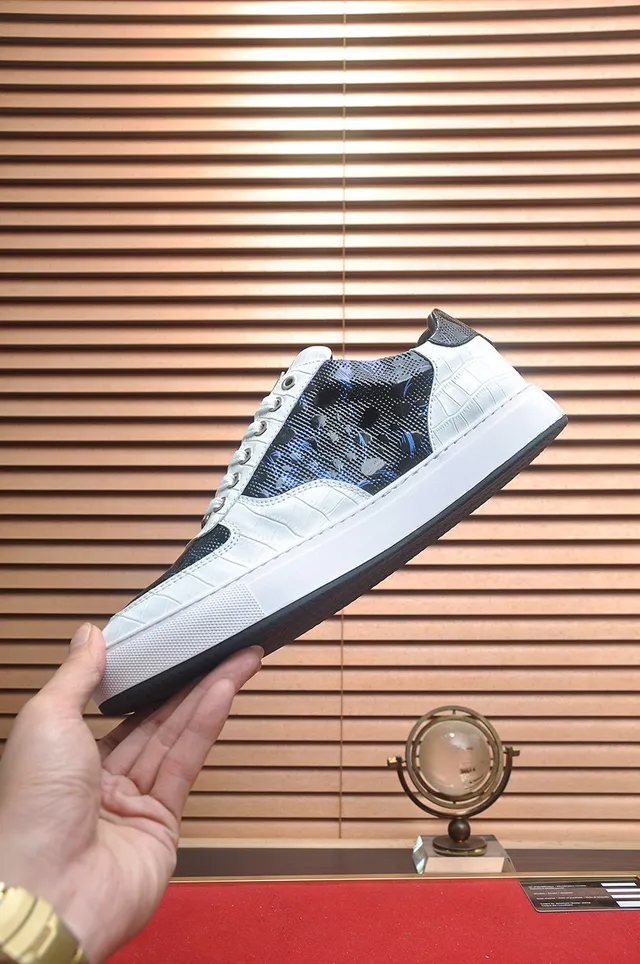 Philipp Plein Sneakers Lifestyle Blanc Bleu en Cuir Embossé Crocodile avec Panneau Camo Digital 5
