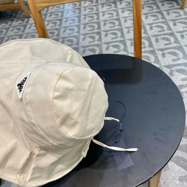 Prada Beige Black Structured Wide Brim Textured Off-White Fabric Bucket Hat 7