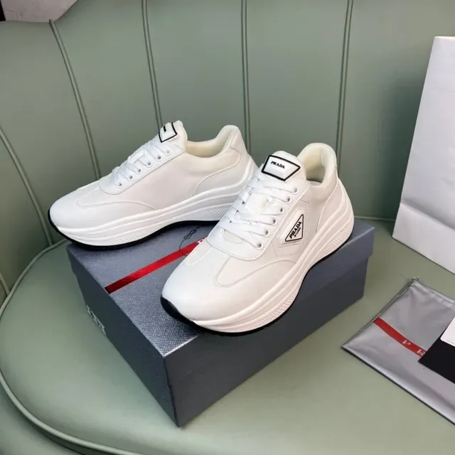 Prada Cloudbust Zapatillas Lifestyle Blancas de Cuero y Malla 7