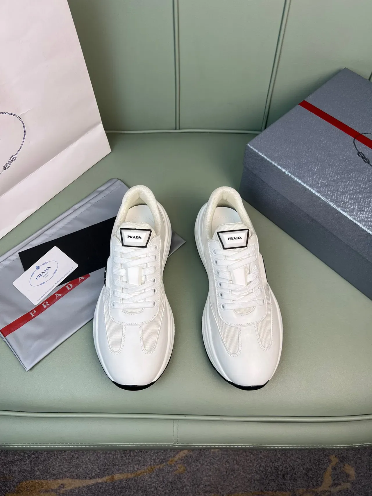 Prada Cloudbust Zapatillas Lifestyle Blancas de Cuero y Malla 9
