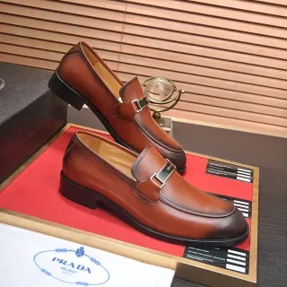 Mocassins Prada Boucle Métallique Marron Cuir Homme