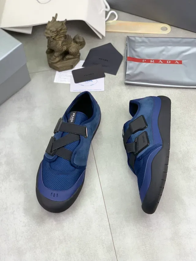 Prada Sneakers Lifestyle Navy Black Sans Lacets Upper Mesh-Suede Hybrid 6