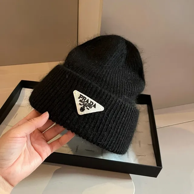 Prada Triangular Logo Patch Black Ribbed Knit Beanie 8