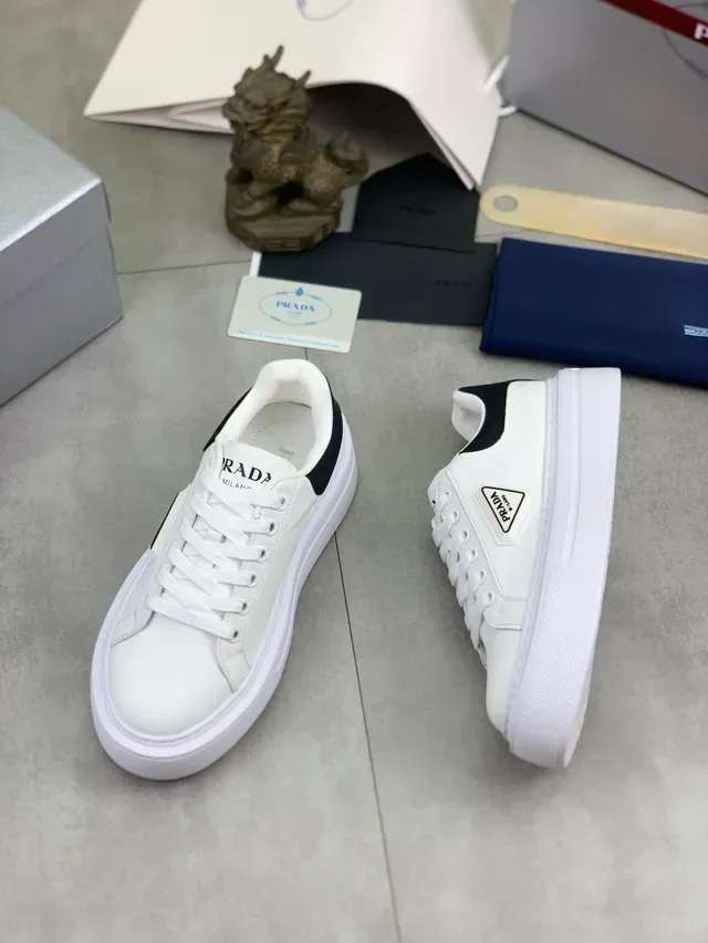 Prada White Black Leather Platform Sole Lifestyle Sneakers 5