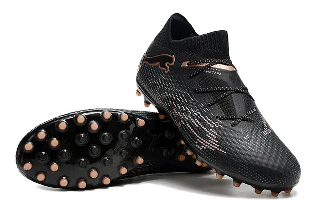 Puma Future Z Black Gold Col de maillot ajustable Matériau synthétique texturé Supérieur pour terrain synthétique Chaussures de football 6
