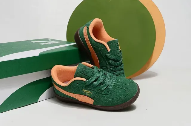 Puma Palermo Pink and Green Chaussures Lifestyle en Daim 22