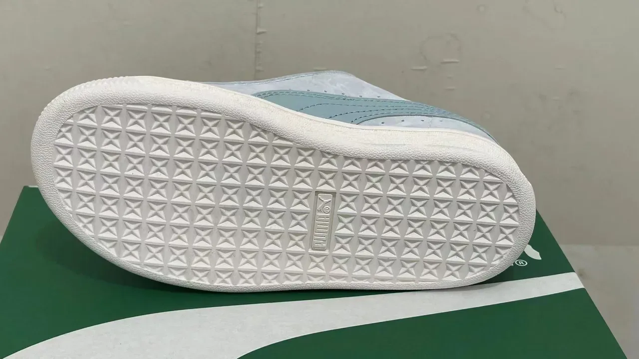 Puma Suede Lifestyle Sneakers Rouge Blanc 22