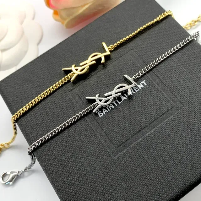 Saint Laurent Monogram Bracelet Chaîne Or et Argent 3