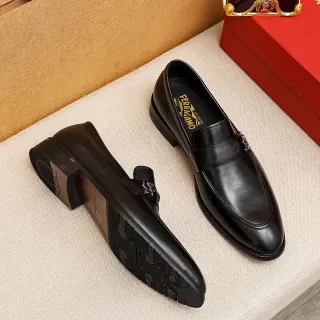 Salvatore Ferragamo Gancini Loafer Black Leather Loafers