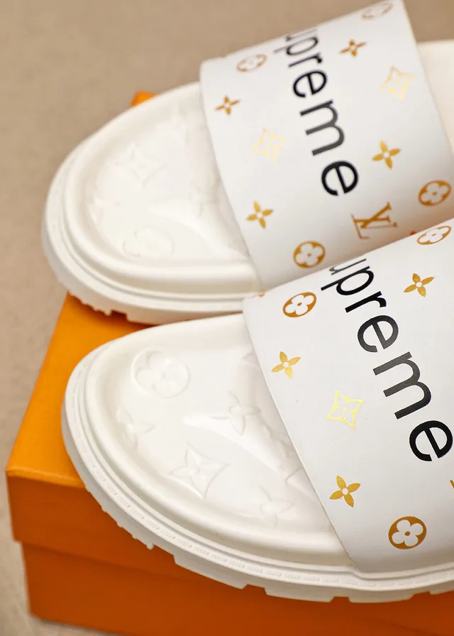 Supreme Slide ذهب أبيض قاع مطاطر مصنوع ميزل 7