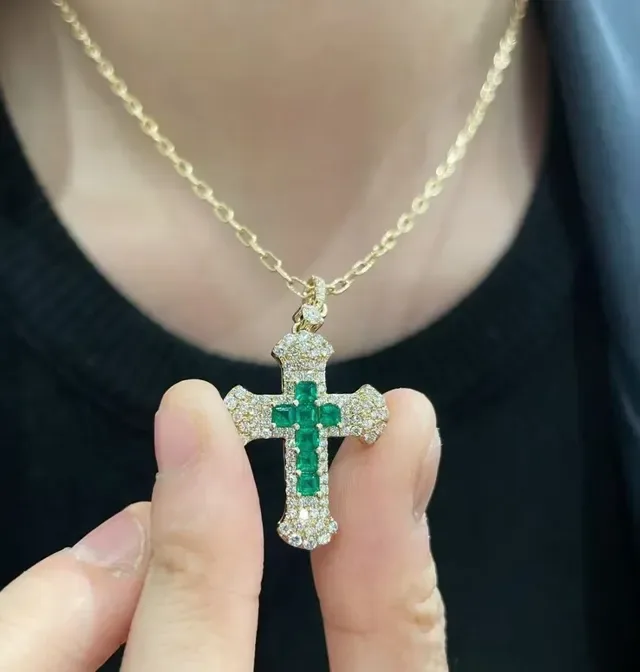 Tiffany & Co. Blue Green Cross-Shaped Pendant Pave-Set White Stones Necklace 9