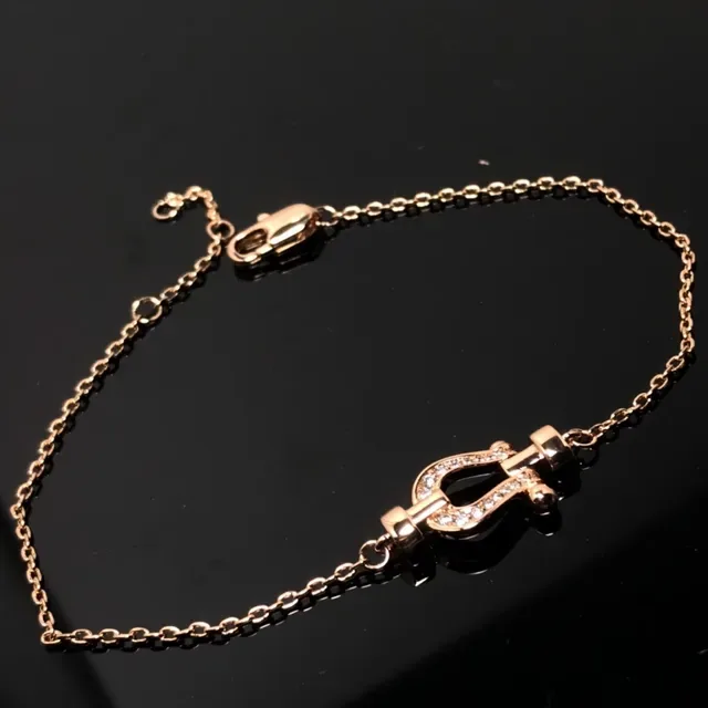 Tiffany & Co. HardWear Gold Silver Chain Horseshoe-Shaped Pendant Necklace 2