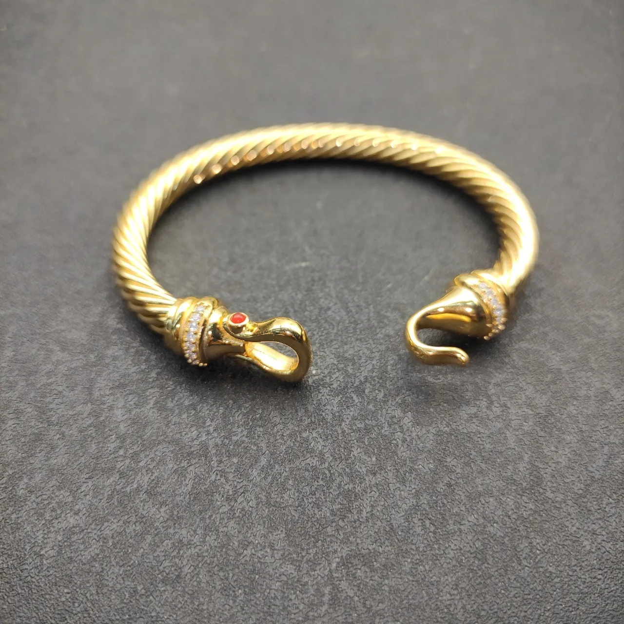 Tiffany & Co. HardWear Twisted Cable Diamond and Ruby Bracelet 8