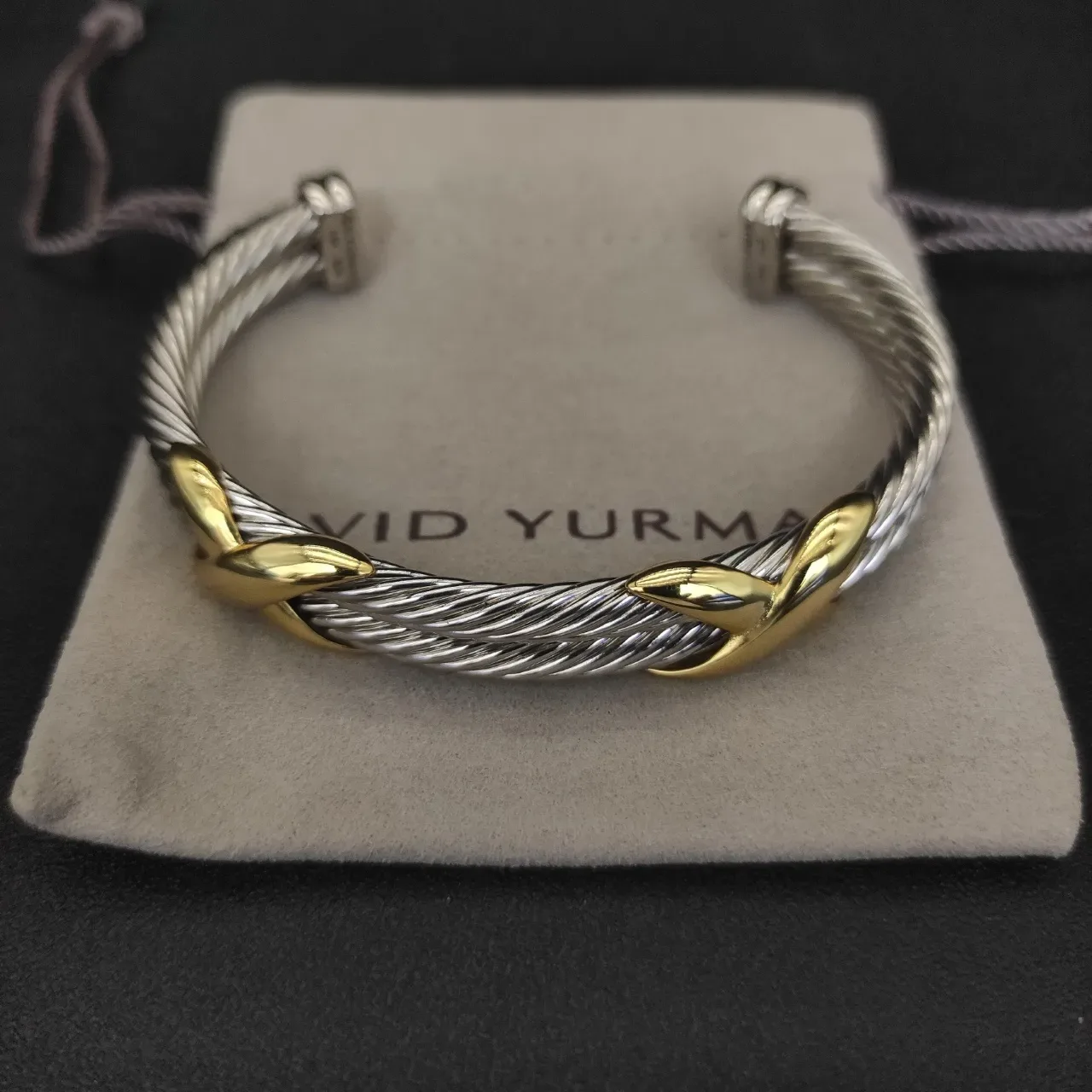 Tiffany & Co. HardWear Bicolore Câble Tressé Motif Feuille Bracelet 4