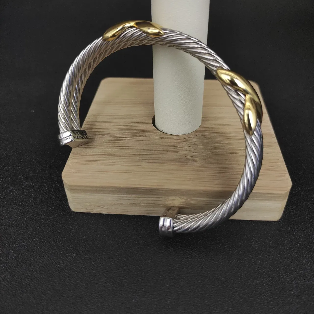 Tiffany & Co. HardWear Bicolore Câble Tressé Motif Feuille Bracelet 6