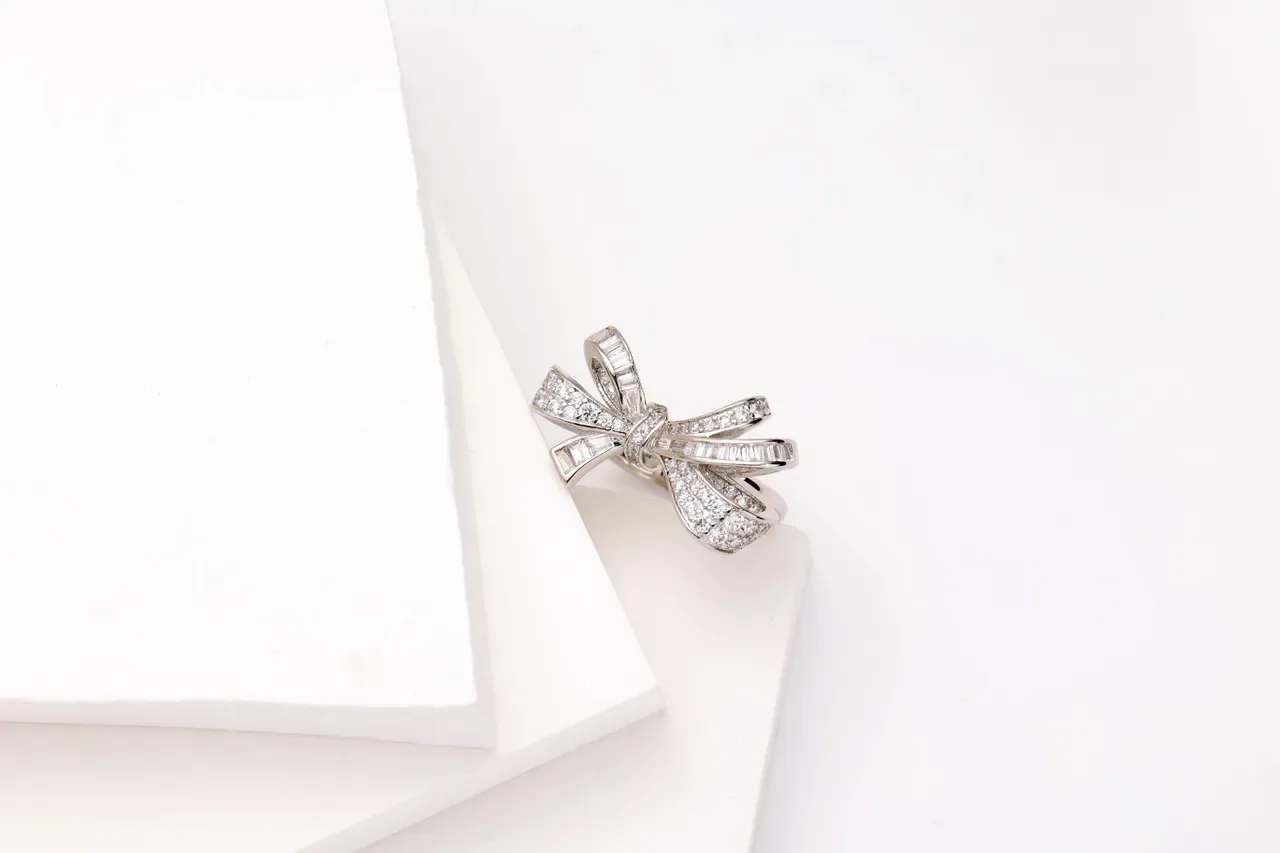 Tiffany & Co. Return to Tiffany Bow Pavé Diamond Ring 4