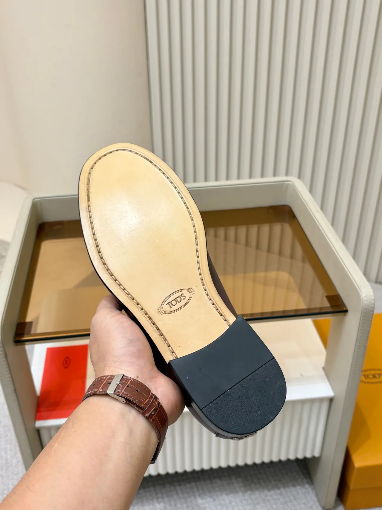 Tod's Brown Black Leather Moc-Toe Stitching Loafer 2