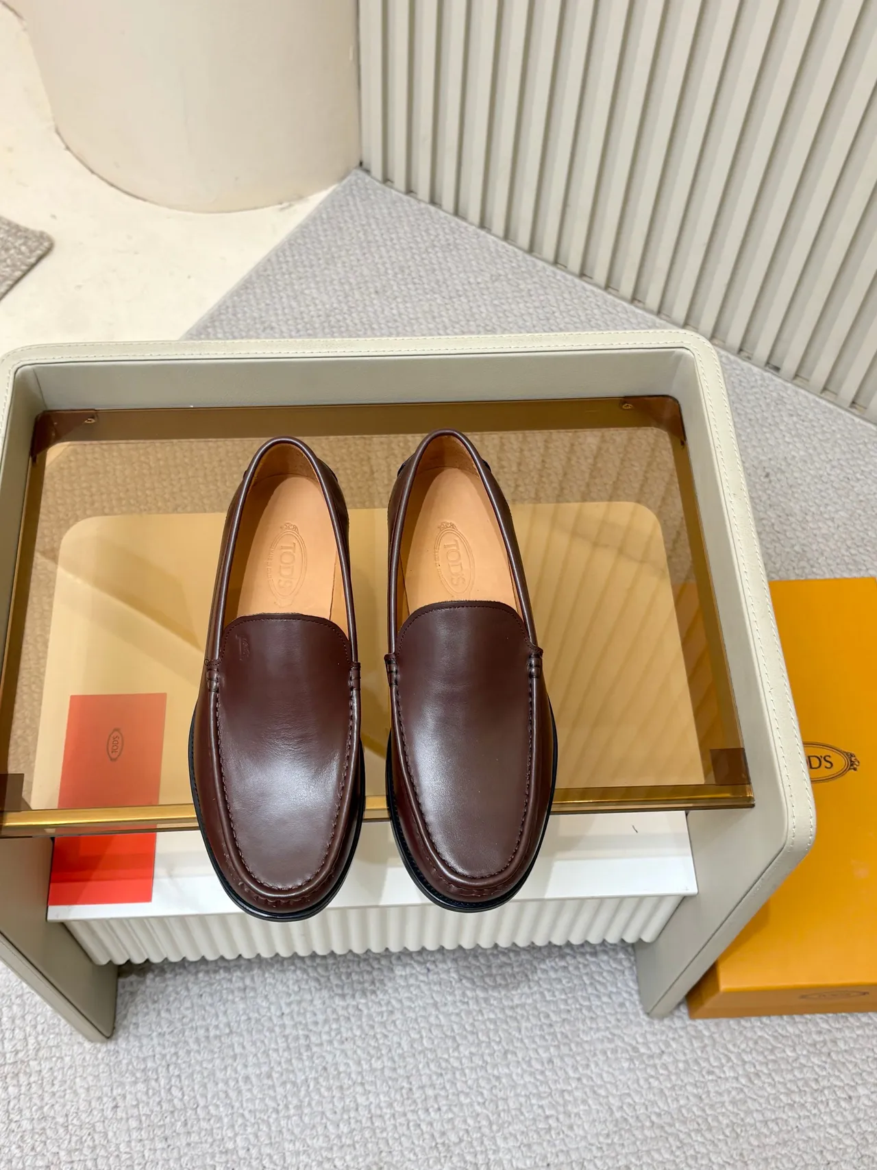Tod's Brown Black Leather Moc-Toe Stitching Loafer 5