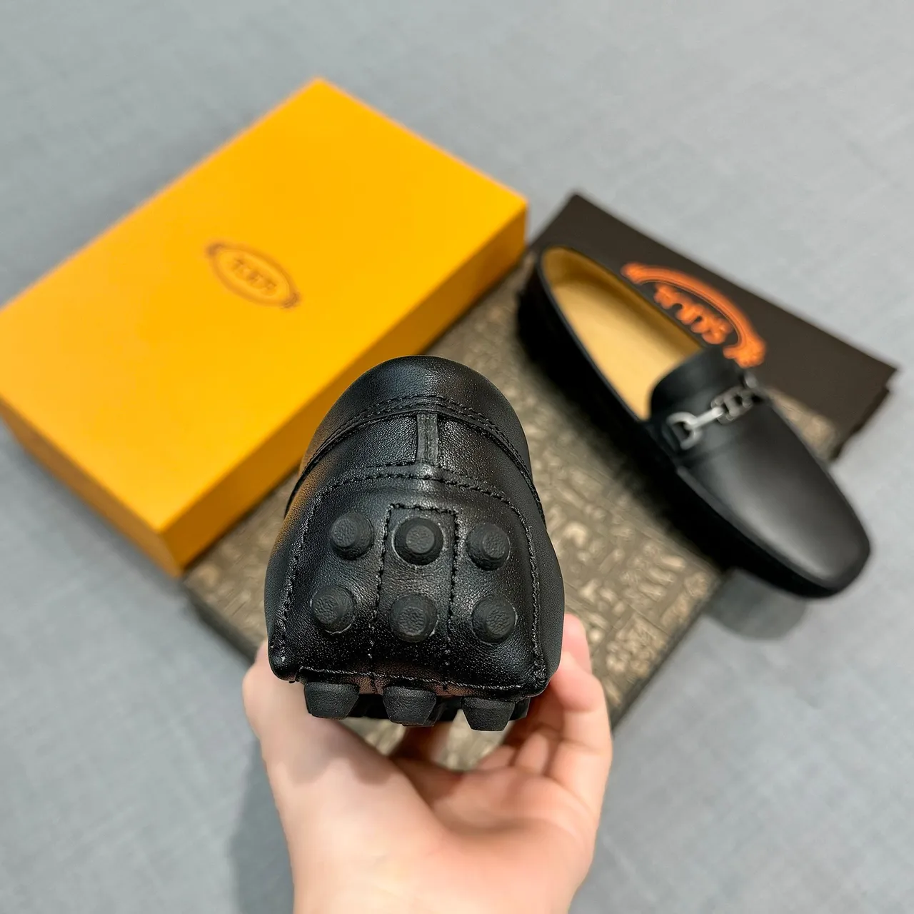 Tod's Horsebit Loafer Mocassins en cuir noir 3