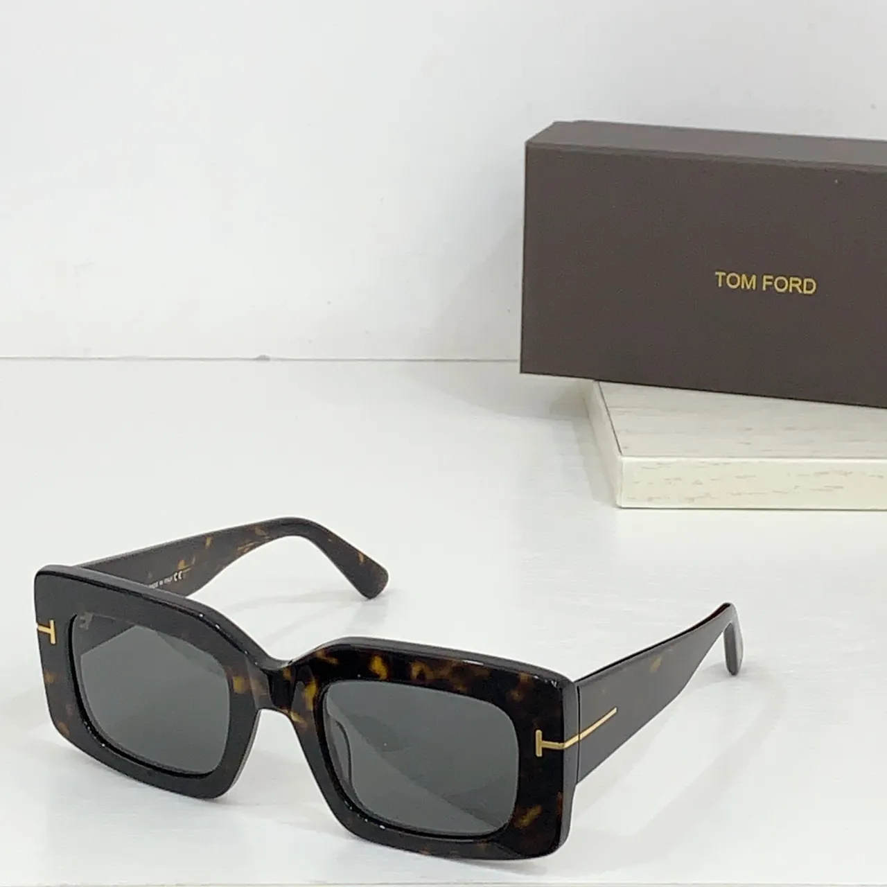 Tom Ford Tina Oversized Rectangular Matte Black Sunglasses 8
