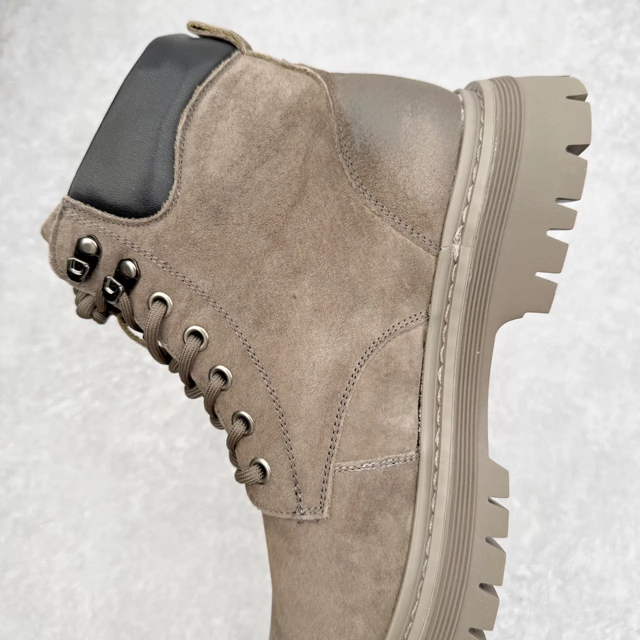 UGG Beige Negro Ante Superior Cuero Contraplaca del Talón Botas de Trabajo 5