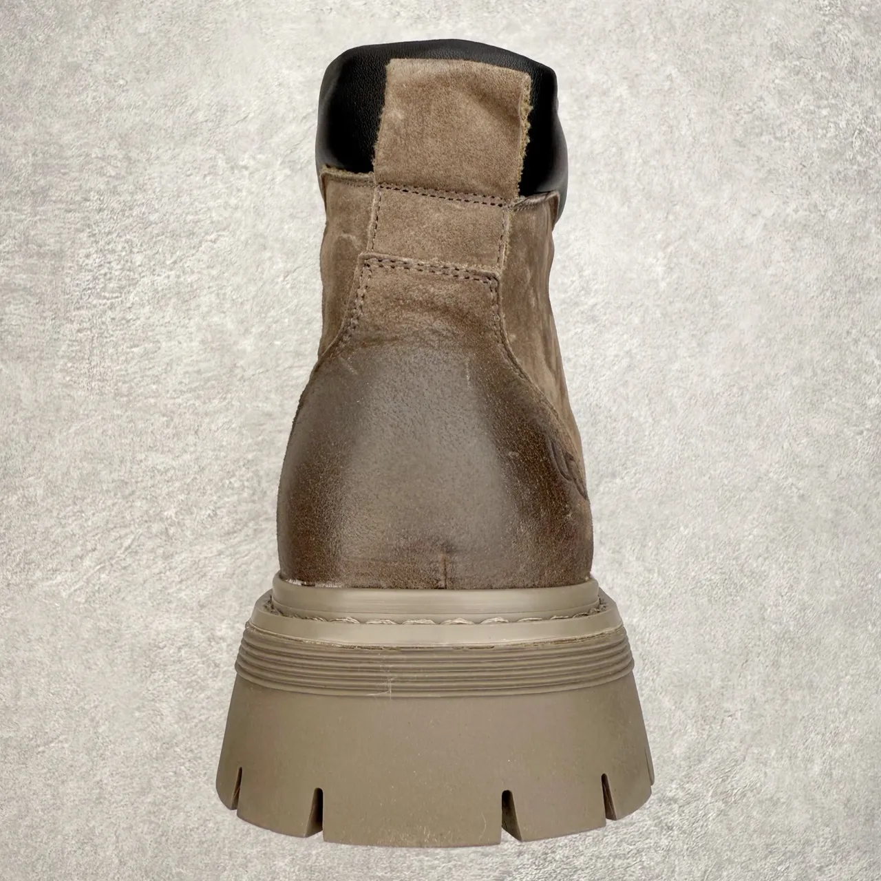 UGG Beige Negro Ante Superior Cuero Contraplaca del Talón Botas de Trabajo 7