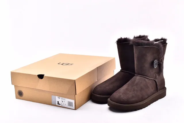 UGG Classic Mini Brown Suede Shearling-Lined Snow Boots 15