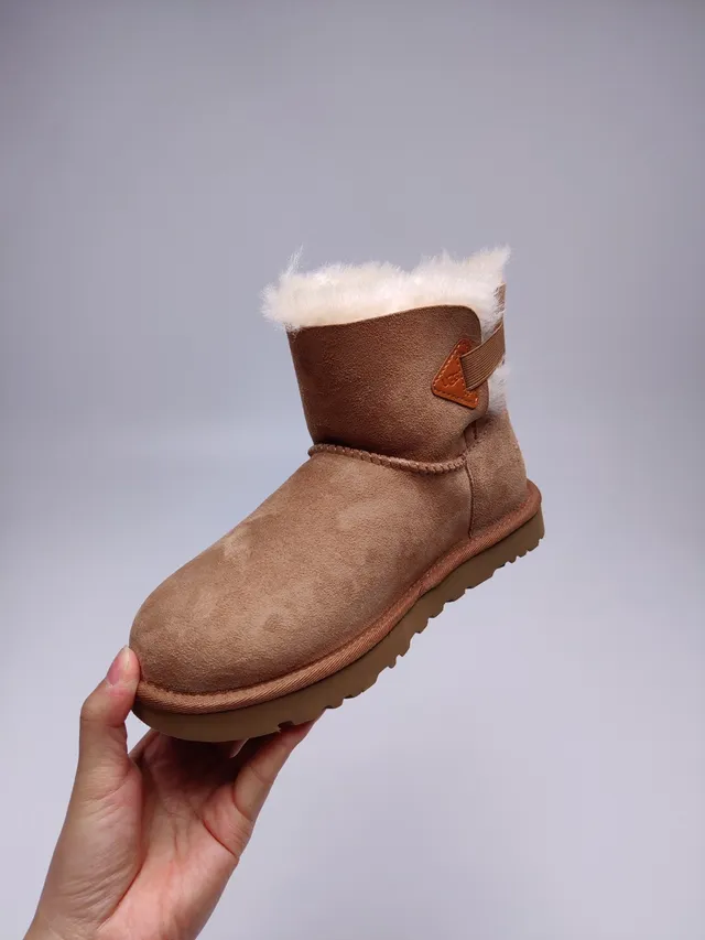 UGG Classic Mini Marrón Castaño Ante Forrada con Shearling Botas de Nieve 10