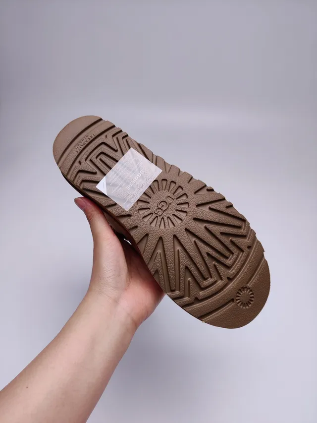 UGG Classic Mini Marrón Castaño Ante Forrada con Shearling Botas de Nieve 11