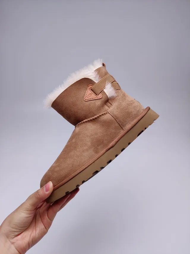 UGG Classic Mini Marrón Castaño Ante Forrada con Shearling Botas de Nieve 15