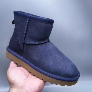 UGG Botas de Nieve Navy Brown en Ante con Forro de Cordero y Puño